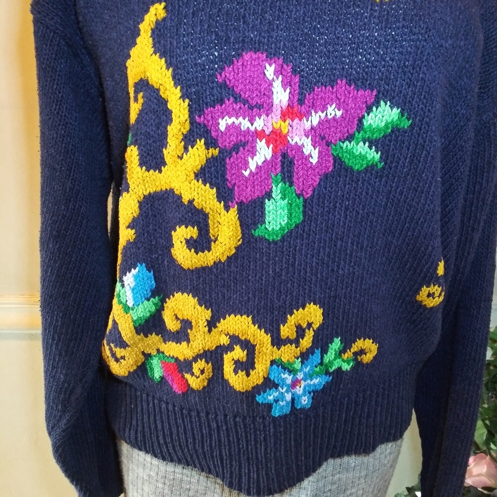 Vintage 1980's Liz Claiborne Navy Floral Embroidered Silk & Cotton Sweater - Picture 3 of 8